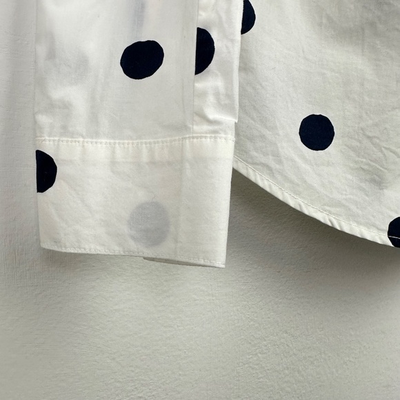 BODEN Classic Button down rounded hem Polka Dot Long Sleeve 6P - Picture 3 of 8